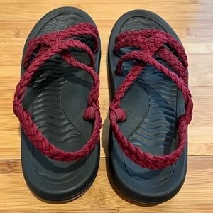 Megnya Sandals Color- Bordeaux Size 8